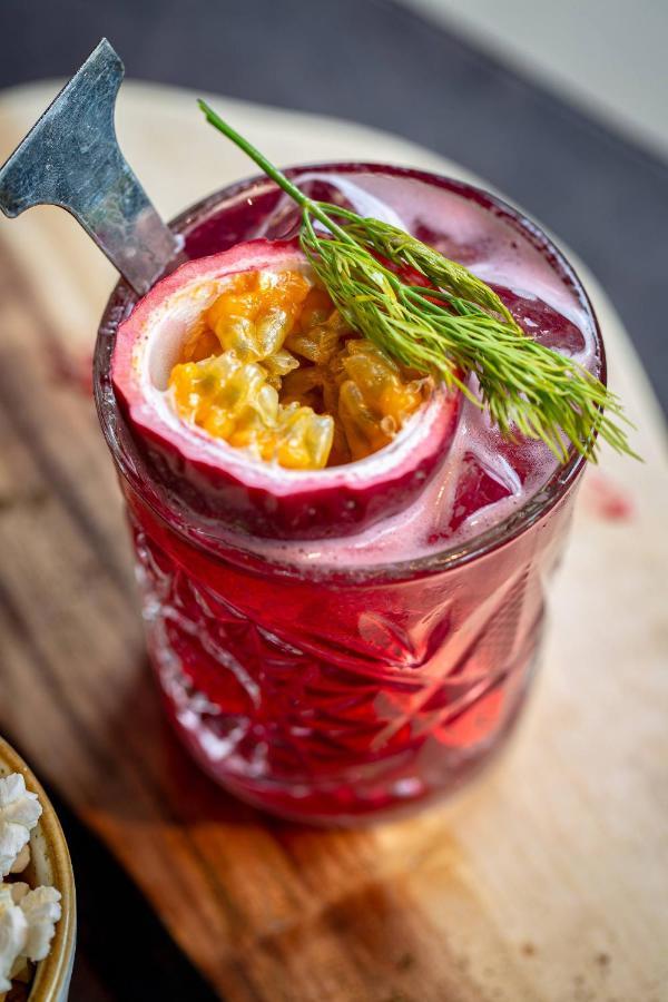 Hotel Restaurant Le Monetier Экстерьер фото